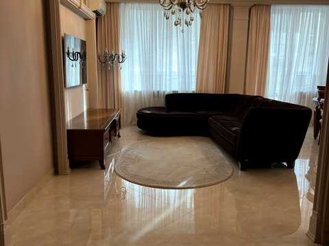 квартира за адресою Незалежності вул. (Армійська), 8г