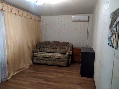 квартира за адресою Квартальна вул. (Гладкова), 20