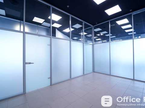 коммерческая по адресу Большая Васильковская ул. (Красноармейская), 72
