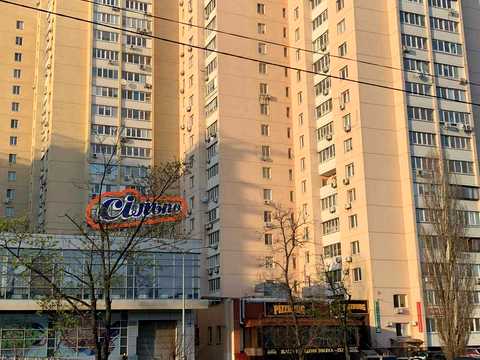 квартира за адресою Дарницький бульв., 8