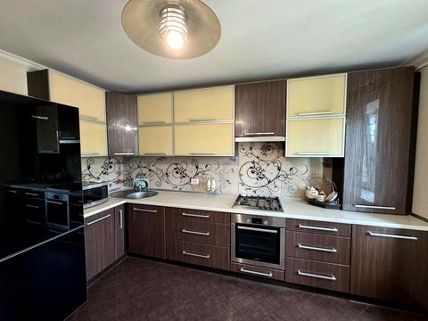 квартира за адресою Миколаївська вул., 12
