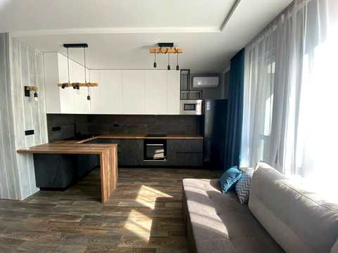 квартира за адресою Сім'ї Кульженків вул. (Петра Дегтяренка), 37