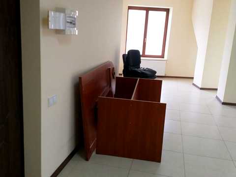 комерційна за адресою Військовий узвіз, 1/3