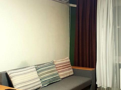 квартира за адресою Софії Русової вул., 7