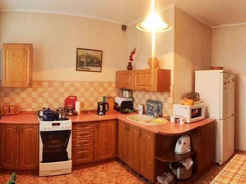 квартира за адресою Саперно-Слобідська вул., 8