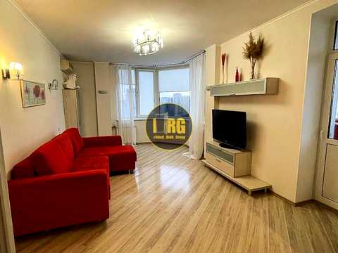 квартира по адресу Миколы Бажана просп., 10