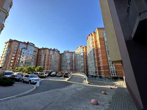 квартира за адресою Рівненська вул., 12