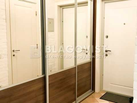 квартира за адресою Регенераторна вул., 4 к3