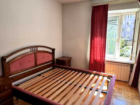 квартира по адресу Крутогорный спуск (Рогалёва), 9