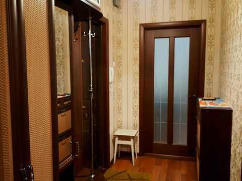 квартира за адресою Анни Ахматової вул., 25