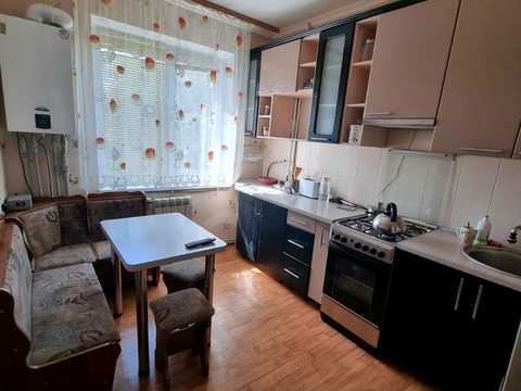 квартира за адресою Вітрука вул., 49
