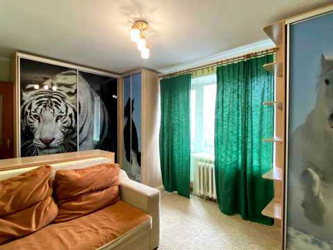 квартира за адресою Олександра Борисенка вул. (Короленка), 2а