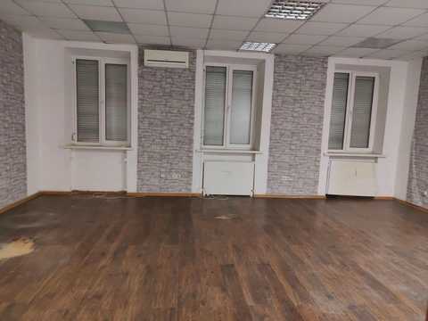 коммерческая по адресу Жилянская ул., 148