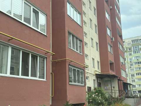 квартира по адресу Комарова ул., 27
