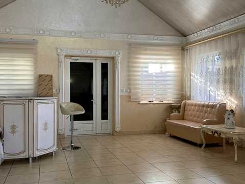 комерційна за адресою с. Тарашани, Озерна, 26