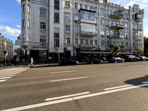 квартира за адресою Саксаганського вул., 33