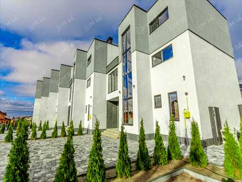 будинок за адресою Кучеренка вул., 1