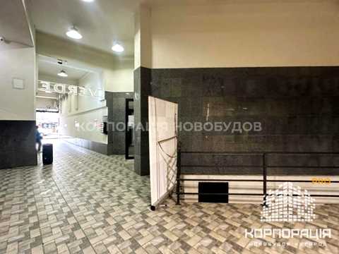 коммерческая по адресу Корятовича пл., 13