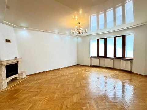 будинок за адресою Набережна, 53
