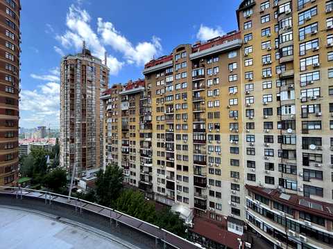 коммерческая по адресу Евгения Коновальца ул. (Щорса), 36-Д