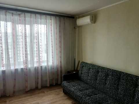 квартира за адресою Домбровського вул., 45