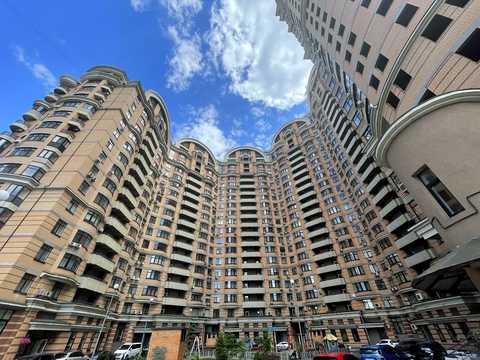 квартира за адресою Старонаводницька вул., 6-Б