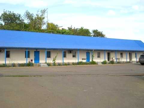 комерційна за адресою Центральна, 6