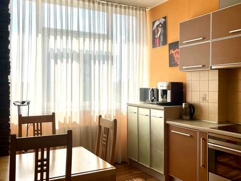 квартира по адресу Гвардейцев-Широнинцев ул., 33