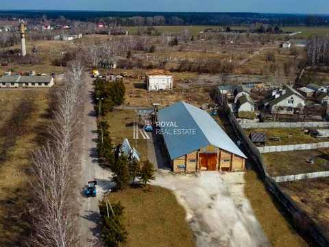 ділянка за адресою Першотравнева