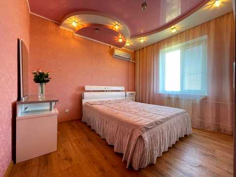 квартира по адресу Сахарова ул., 3