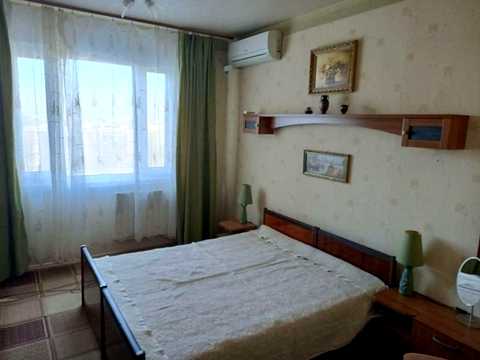 квартира за адресою Академіка Глушкова просп., 43