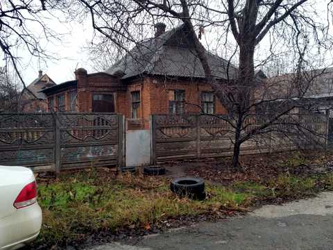 будинок за адресою Олени Степанів вул. (Суворова), 4