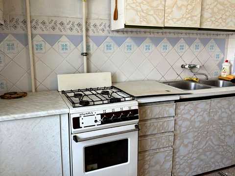квартира за адресою Миколи Міхновського вул., 14