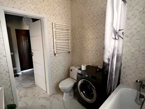 квартира за адресою Залізнична вул., 13