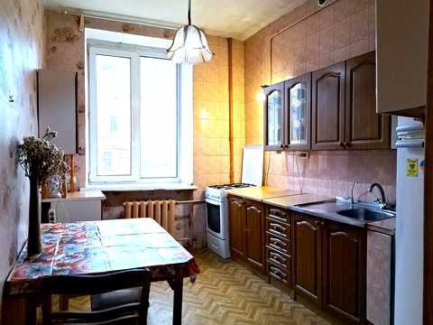 квартира за адресою Святослава Караванського вул. (Жуковського), 17