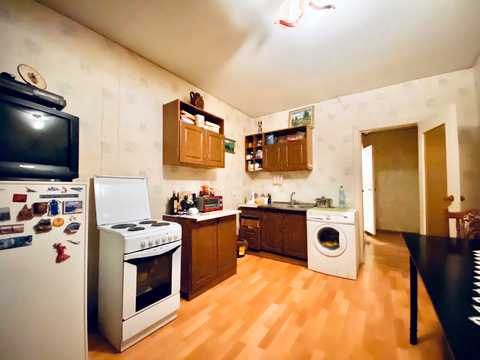 квартира по адресу Урловская ул., 16