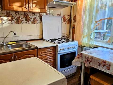 квартира за адресою Інститутська вул., 18