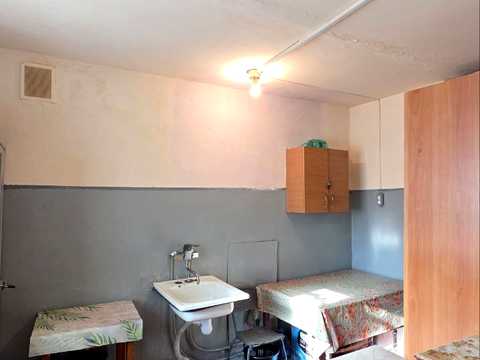 квартира за адресою Киргизька вул., 3а