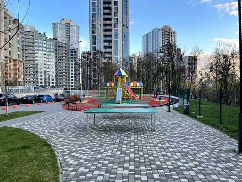 квартира за адресою Київ, Кахи Бендукідзе вул., 2