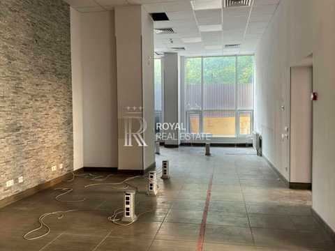 комерційна за адресою В'ячеслава Чорновола вул., 29