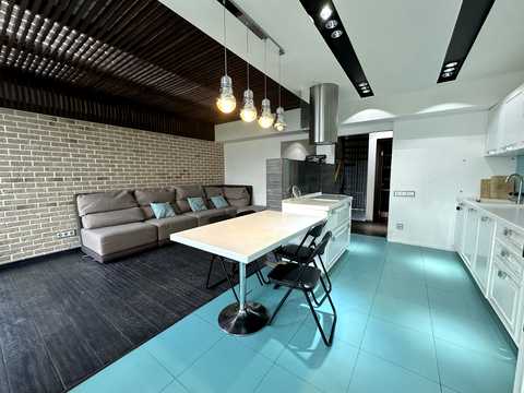 квартира за адресою Регенераторна вул., 4 к4