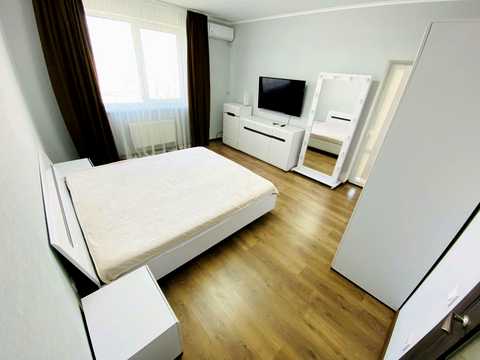 квартира за адресою Ревуцького вул., 40-В
