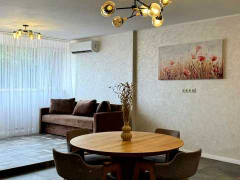 квартира за адресою Драгоманова вул., 32