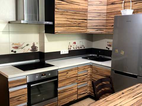 квартира за адресою Регенераторна вул., 4