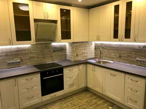 квартира за адресою Сергія Данченка вул., 3