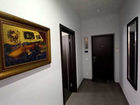 комерційна за адресою Печерський узвіз, 18