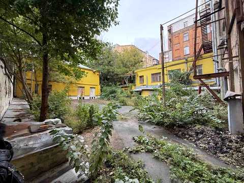 комерційна за адресою Богдана Хмельницького вул., 38