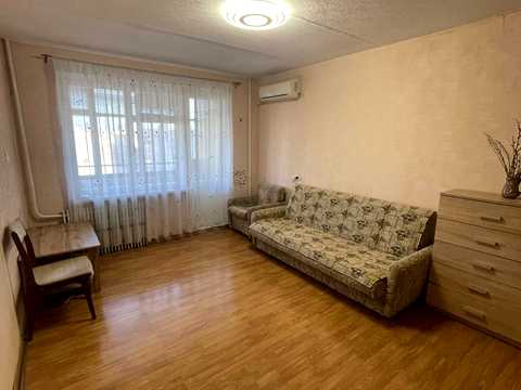 квартира по адресу Тополиная ул., 43