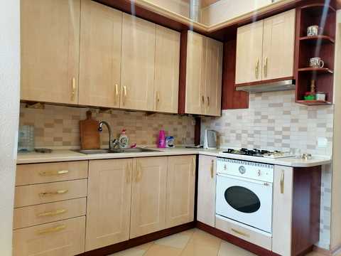 квартира за адресою короленка, 3