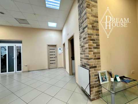 комерційна за адресою Кобзаря вул., 29А